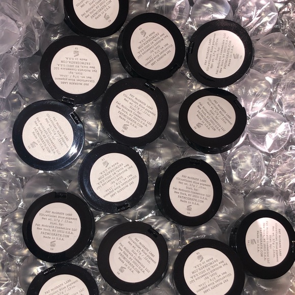 Pat McGrath UltraViolet Blue PIGMENT Dark Star 006 - Picture 9 of 14